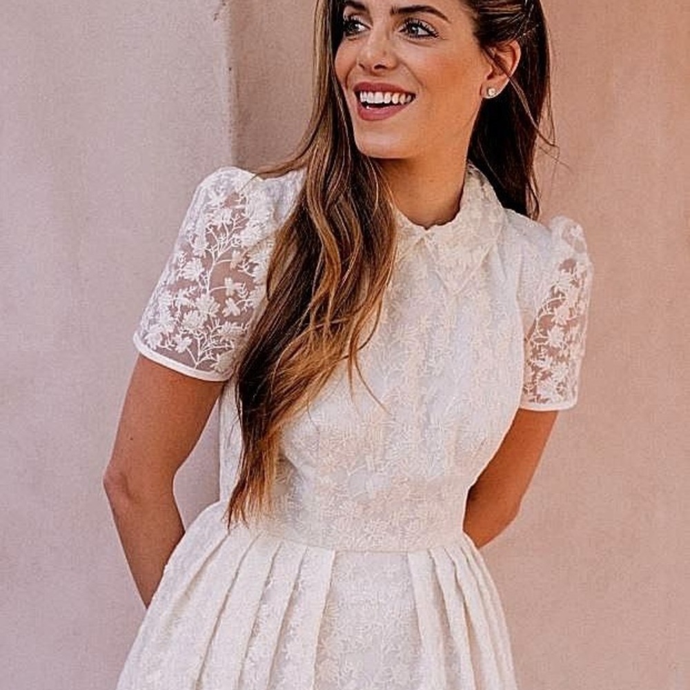 Gal Meets Glam Amelia dress for @katat16.